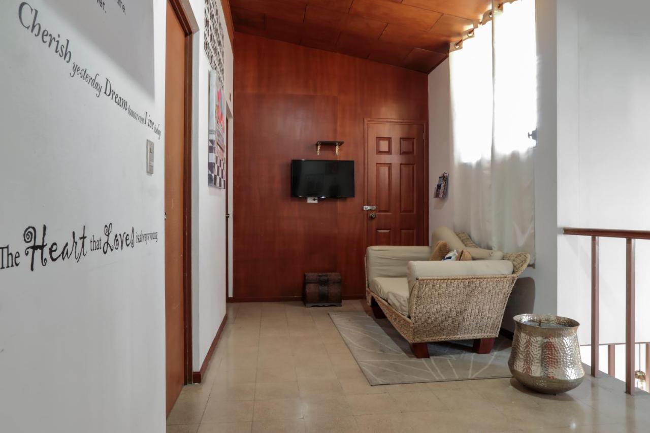 Hostal San Benito San Salvador Bagian luar foto